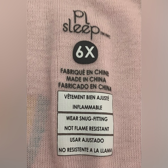 4 Sets of Colorful Kids Pajamas - Picture 7 of 9